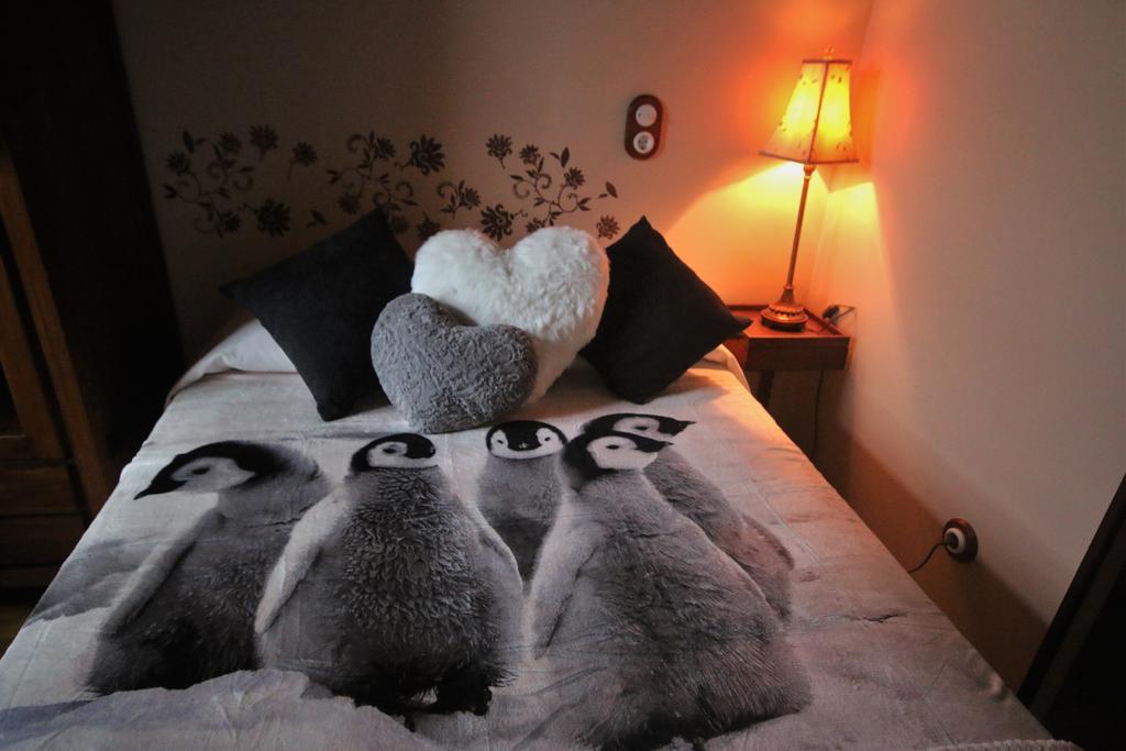 Os Tres Teixos Guest House San Acisclo ภายนอก รูปภาพ