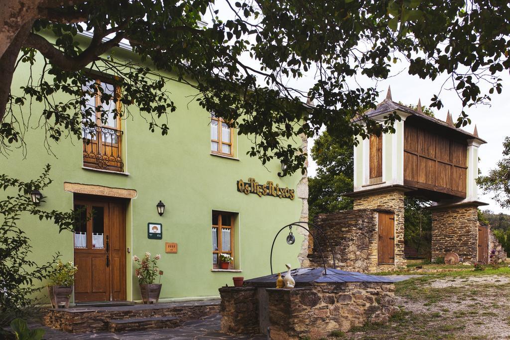 Os Tres Teixos Guest House San Acisclo ภายนอก รูปภาพ