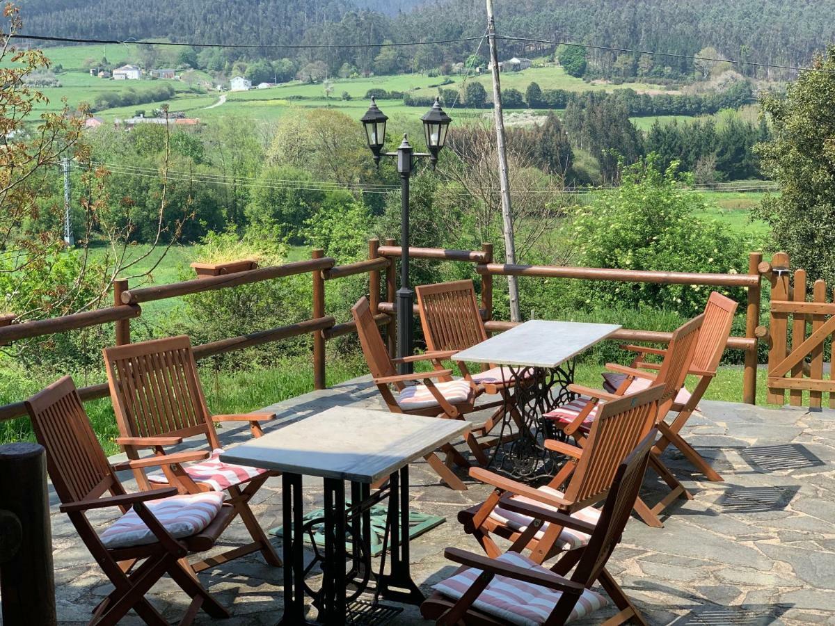 Os Tres Teixos Guest House San Acisclo ภายนอก รูปภาพ